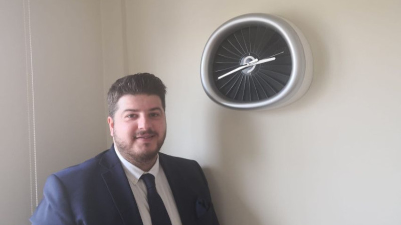 Yeni Sağlık Müdürü Dr. Kütük aynı zamanda bir pilot