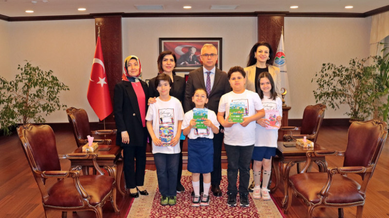 Minik yazarlardan Tiryaki’ye ziyaret