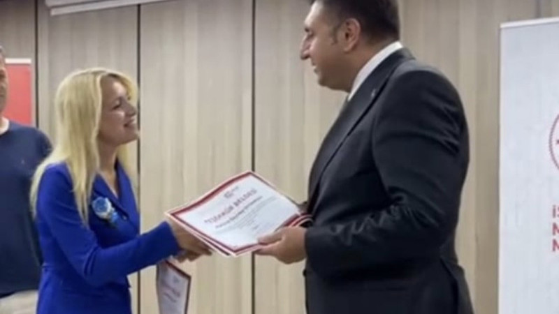 ATAKÖSEOĞLU İLKOKULU YİNE ZİRVEDE