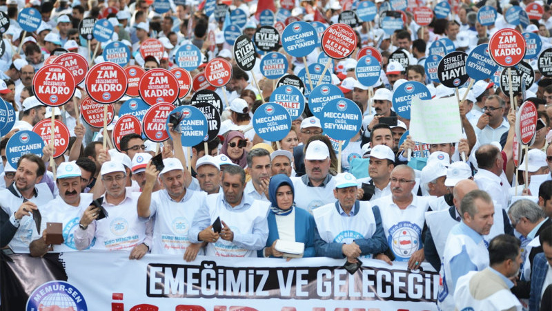 Memurlar zam teklifini Hakem Heyeti’ne taşıdı