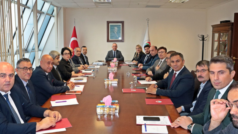 MALTEPE’DE ÜNİVERSİTE GENÇLERİ İÇİN TOPLANTI