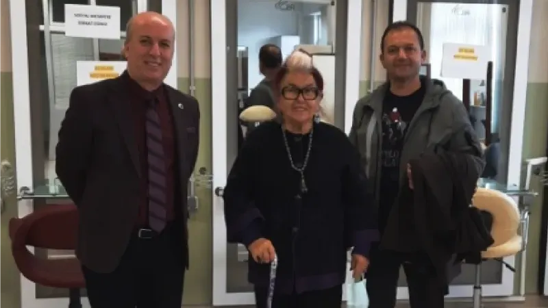 Yelkikanat Vakfı’ndan 30 öğrenciye burs