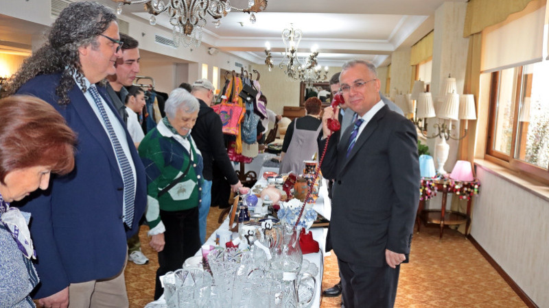 Darüşşafaka sakinlerinden gençlere destek