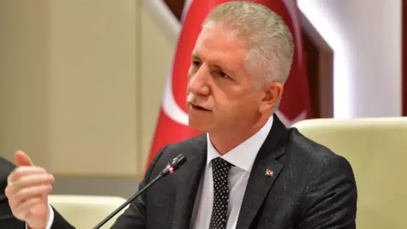 İSTANBUL’DA DAYANIKSIZ KAMU BİNASI KALMAYACAK