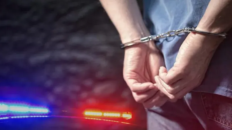 Üç ilde zehir tacirlerine darbe