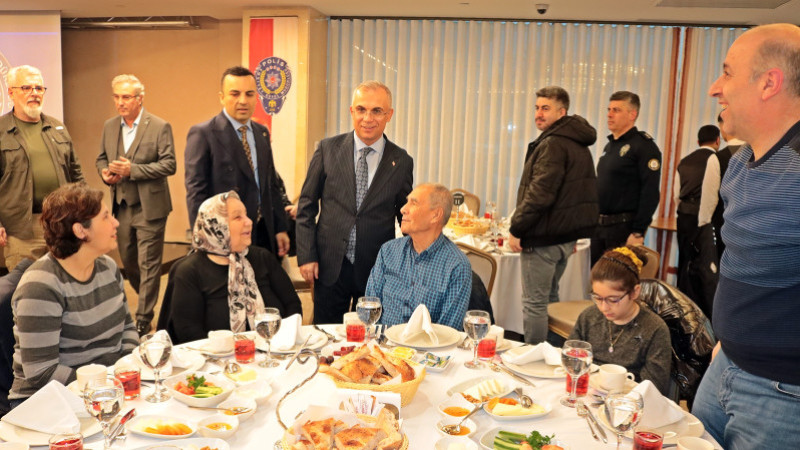 MALTEPE’DE ŞEHİT AİLELERİ VE GAZİLERE ONUR İFTARI