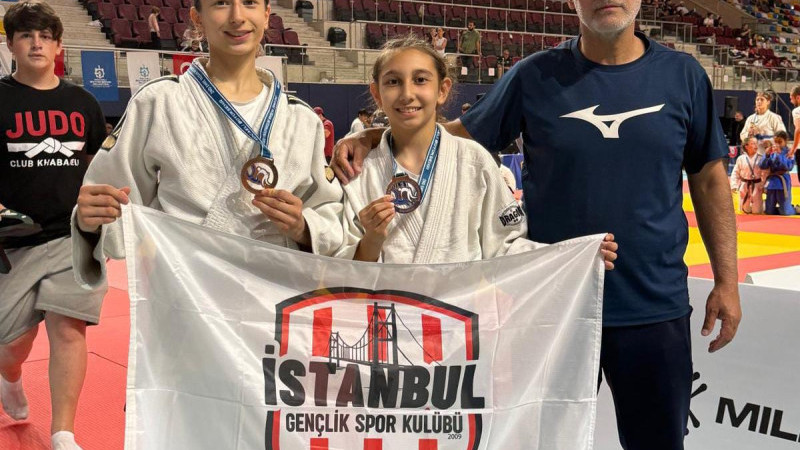 MALTEPE'YE MADALYA İLE DÖNDÜLER